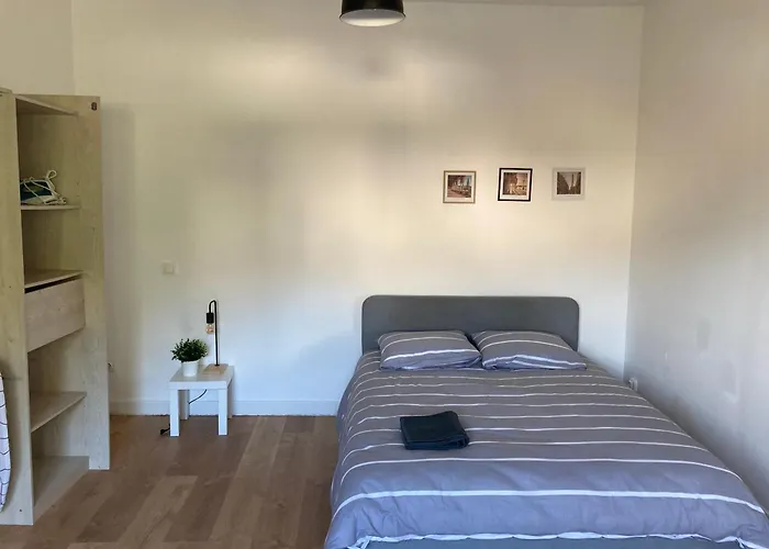 3 Proche Gare 隆维